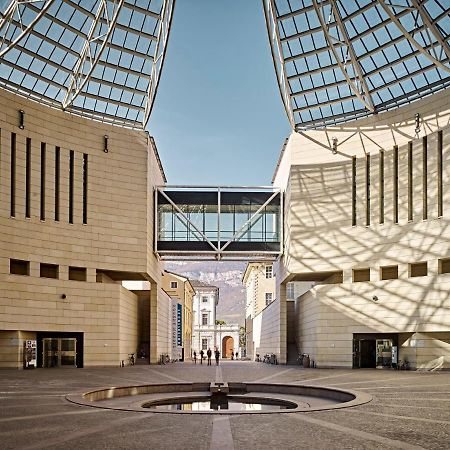 Smart Apartments Palazzo Mazzini Rovereto  Esterno foto