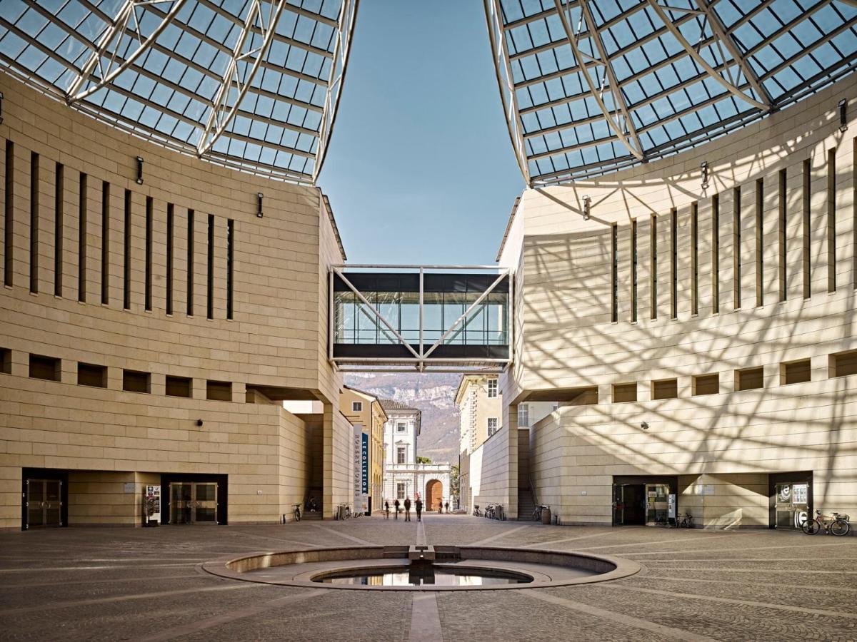 Smart Apartments Palazzo Mazzini Rovereto  Esterno foto