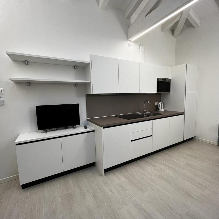 Smart Apartments Palazzo Mazzini Rovereto  Esterno foto