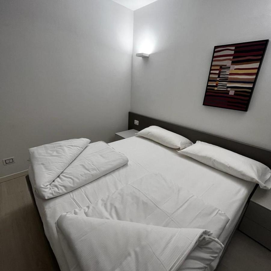Smart Apartments Palazzo Mazzini Rovereto  Esterno foto