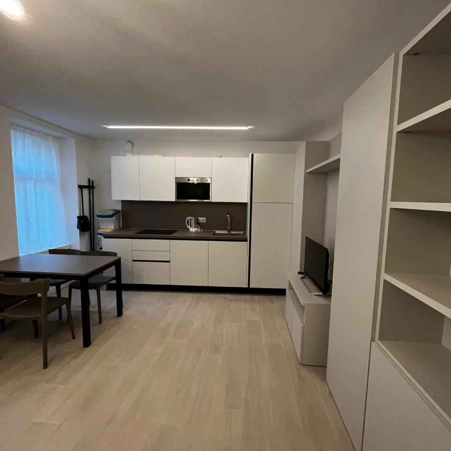 Smart Apartments Palazzo Mazzini Rovereto  Esterno foto