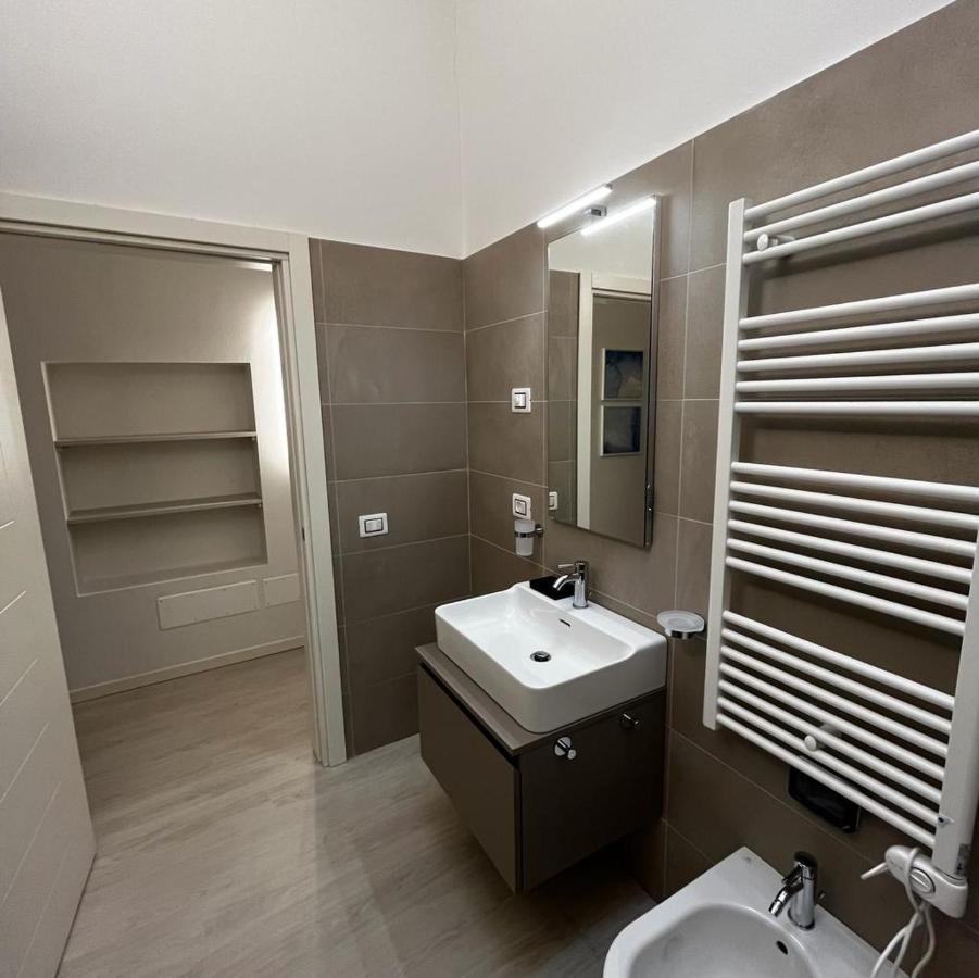Smart Apartments Palazzo Mazzini Rovereto  Esterno foto